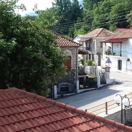Апартаменты Stone Built Manesi